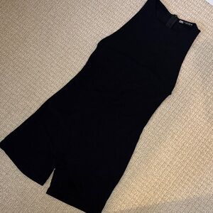 Zara Elegant Black Sleeveless Bodysuit